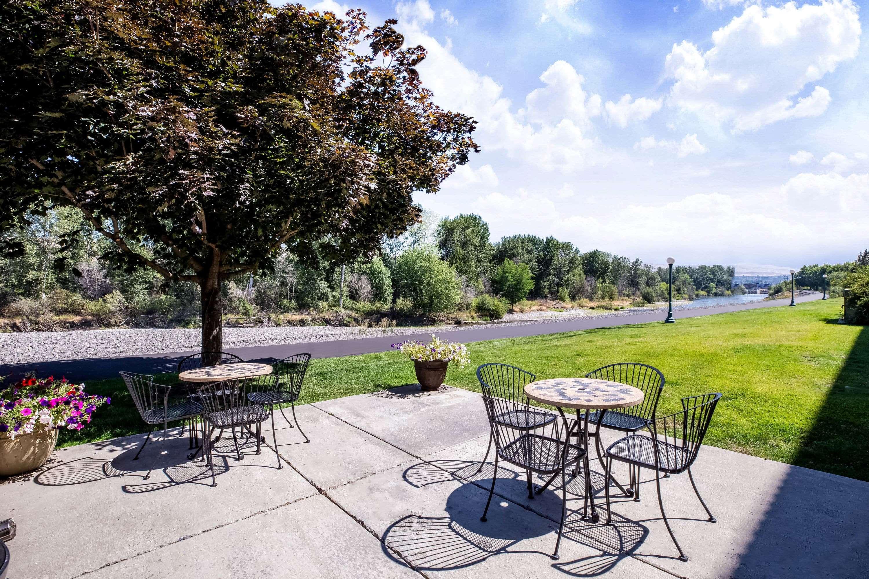 Baymont By Wyndham Yakima Riverfront Buitenkant foto