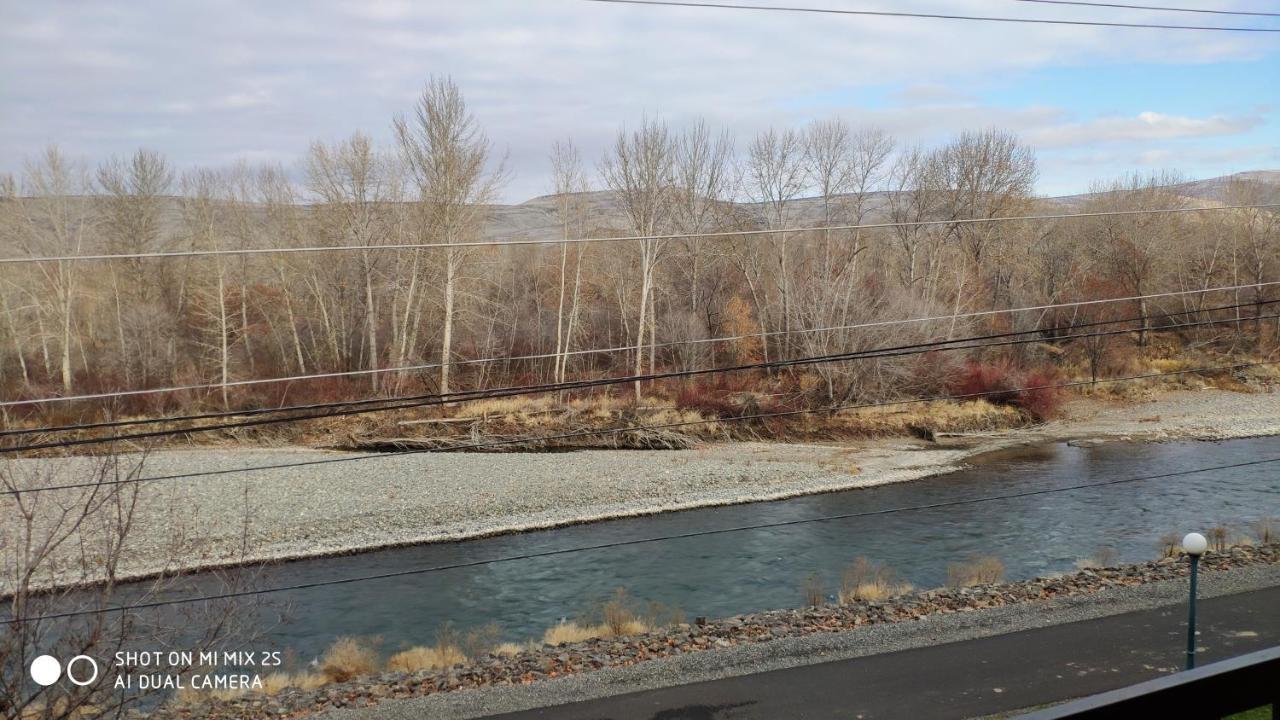 Baymont By Wyndham Yakima Riverfront Buitenkant foto