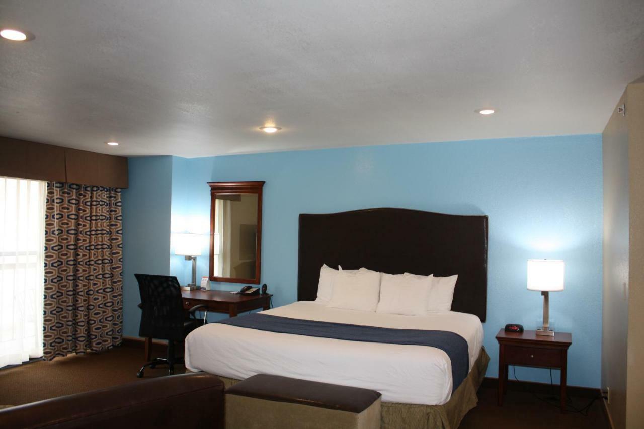 Baymont By Wyndham Yakima Riverfront Buitenkant foto