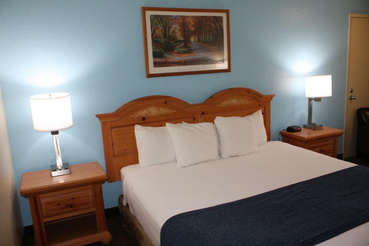 Baymont By Wyndham Yakima Riverfront Buitenkant foto