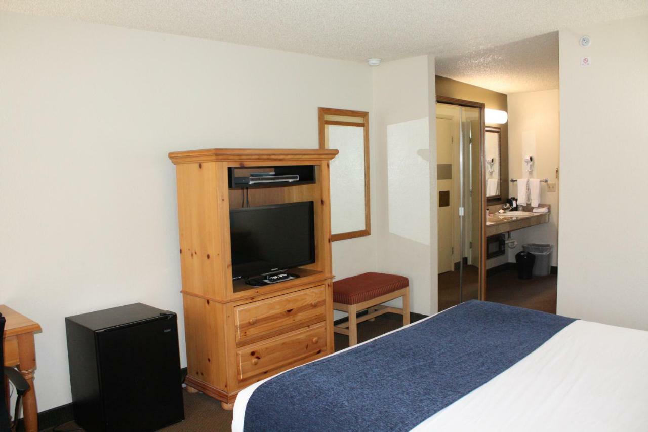 Baymont By Wyndham Yakima Riverfront Buitenkant foto